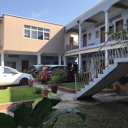 Hotel Izala San Pedro Pochutla Ngoại thất bức ảnh